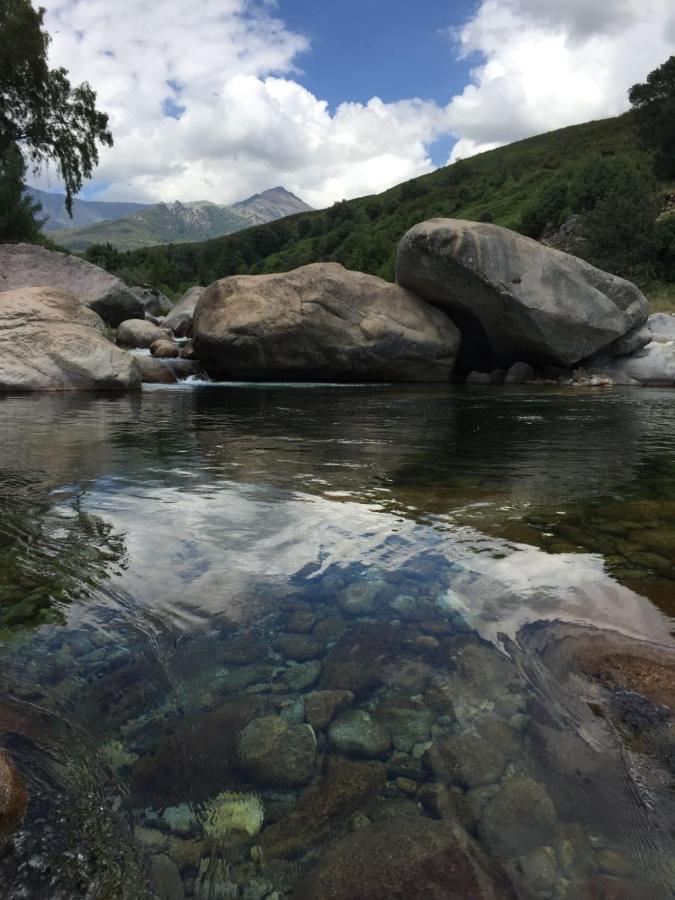 Mirada A Gredos Villa Candeleda Buitenkant foto